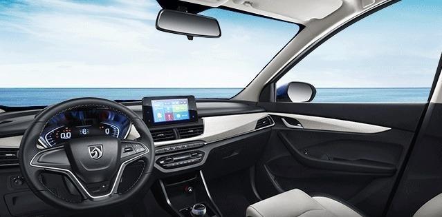 2018宝骏360新款试驾表现如何,老司机对360影像评价