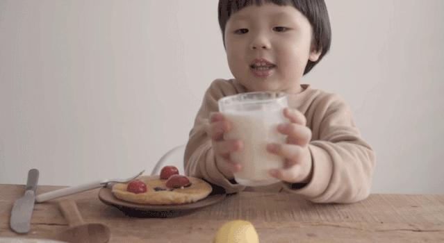 韩国主妇治愈生活,韩国主妇带着婴儿做家务