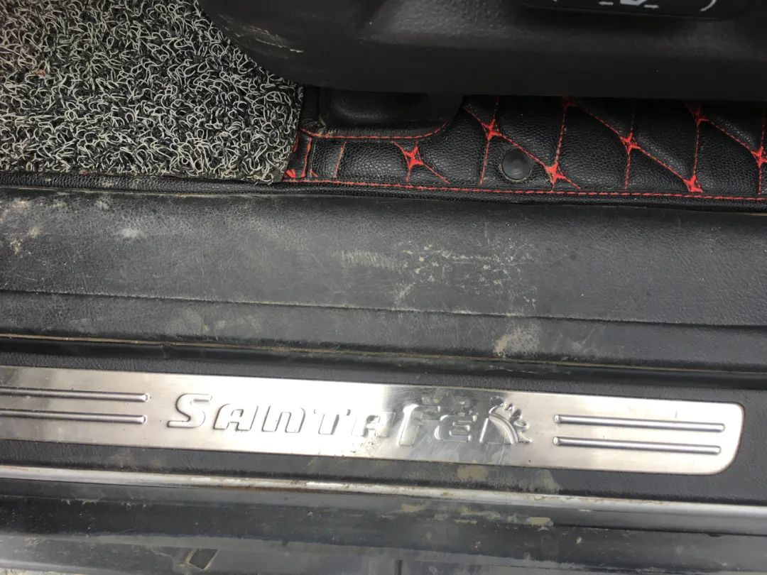 现代胜达和丰田汉兰达哪个好,现代老款胜达经典车主真实感受