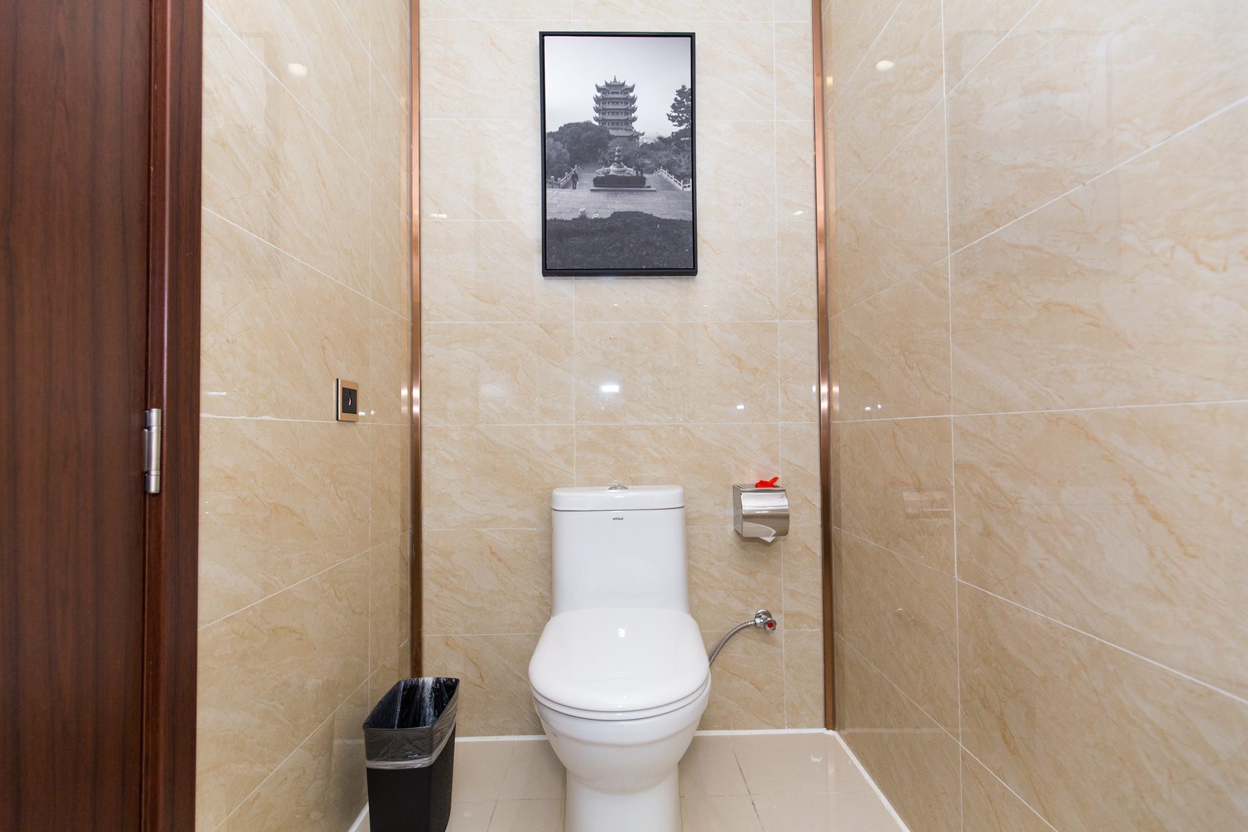 武汉哪里吃螃蟹风景最好,武汉人去青岛玩的地方