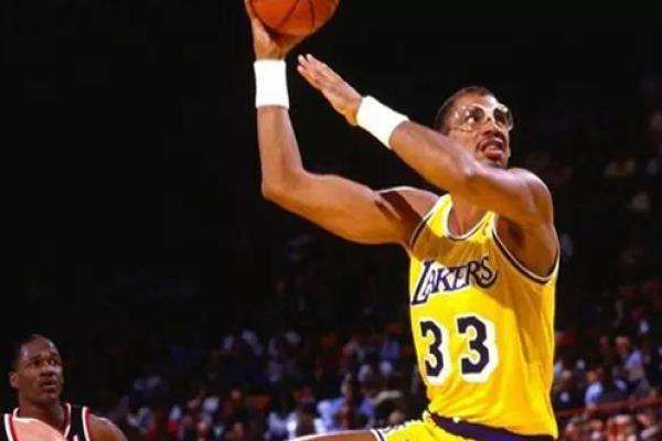 球衣号码历史最佳阵容,球衣大全库里