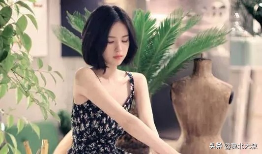 分手后第一次见面可以送花吗,分手后和女朋友第一次见面怎么办