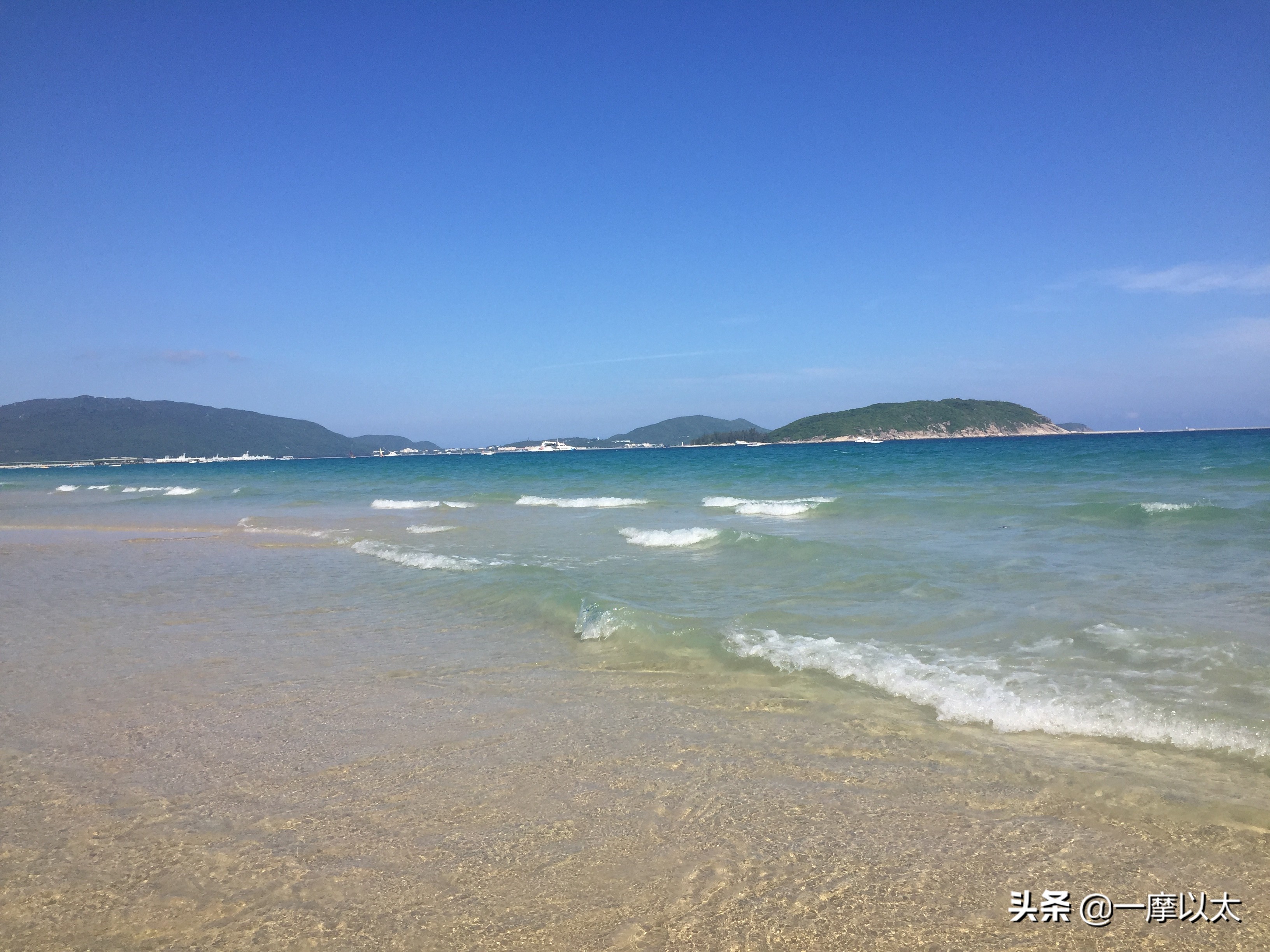 中国十大最美海滩之三亚亚龙湾,三亚哪个湾的海滩最美景色最好
