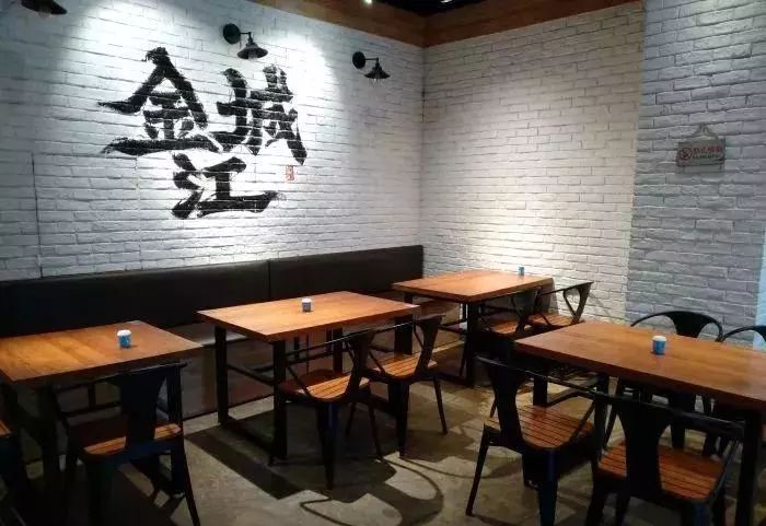 南宁最好吃的田螺煲,南宁田螺鸭脚煲