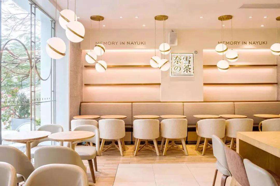 利郎上海中心书店,上海利郎书店在哪里