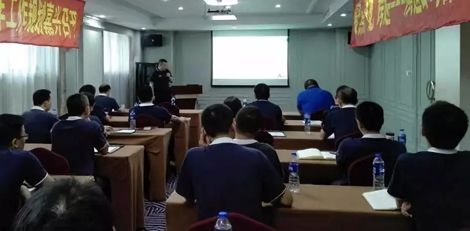 “聚焦、进攻、跨越”上海滨道上半年总结暨下半年规划会圆满落幕