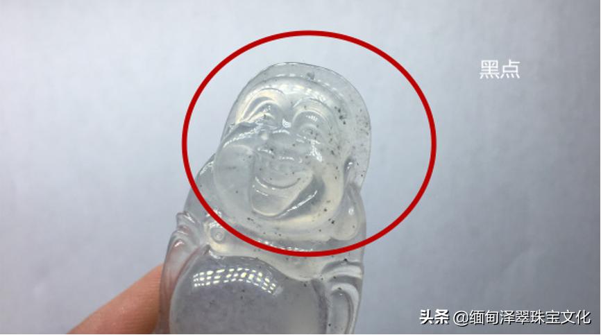 还在纠结选什么颜色,翡翠的棉纹跟裂的区别