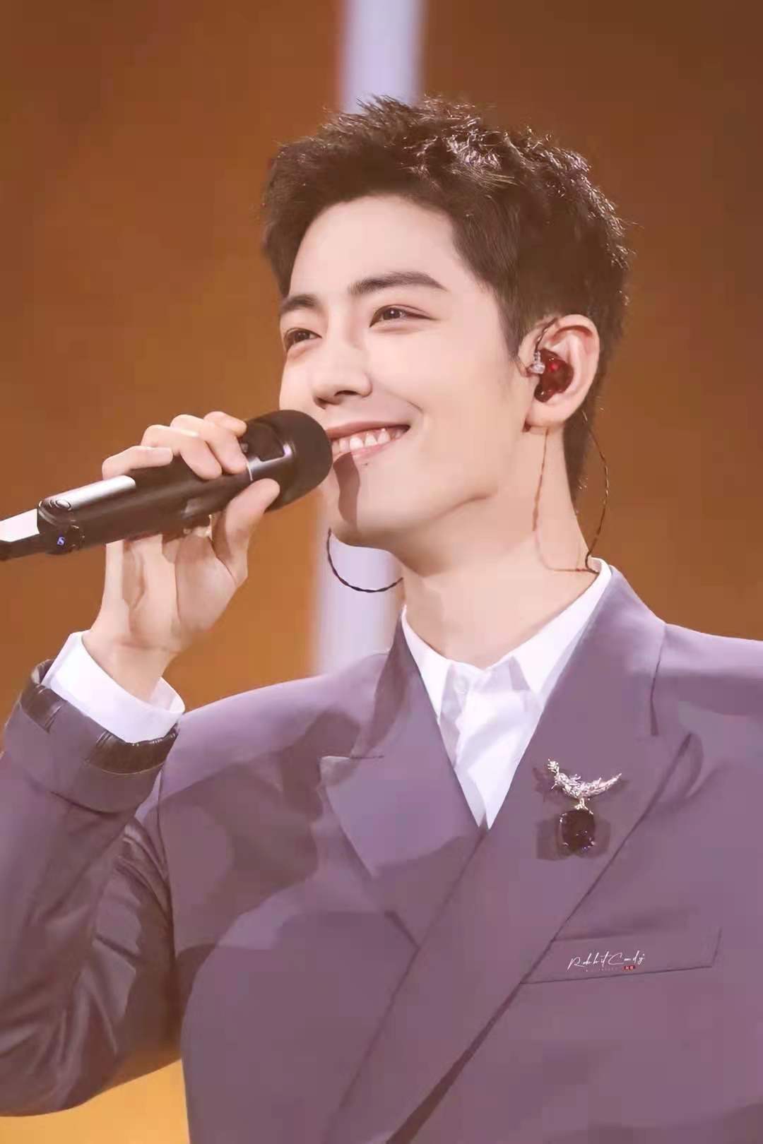 肖战玉骨遥什么时候杀青,肖战录制快本