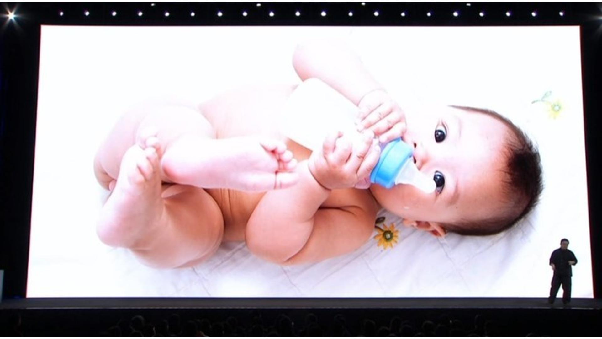 罗永浩谈演讲,老人与海演讲视频素材