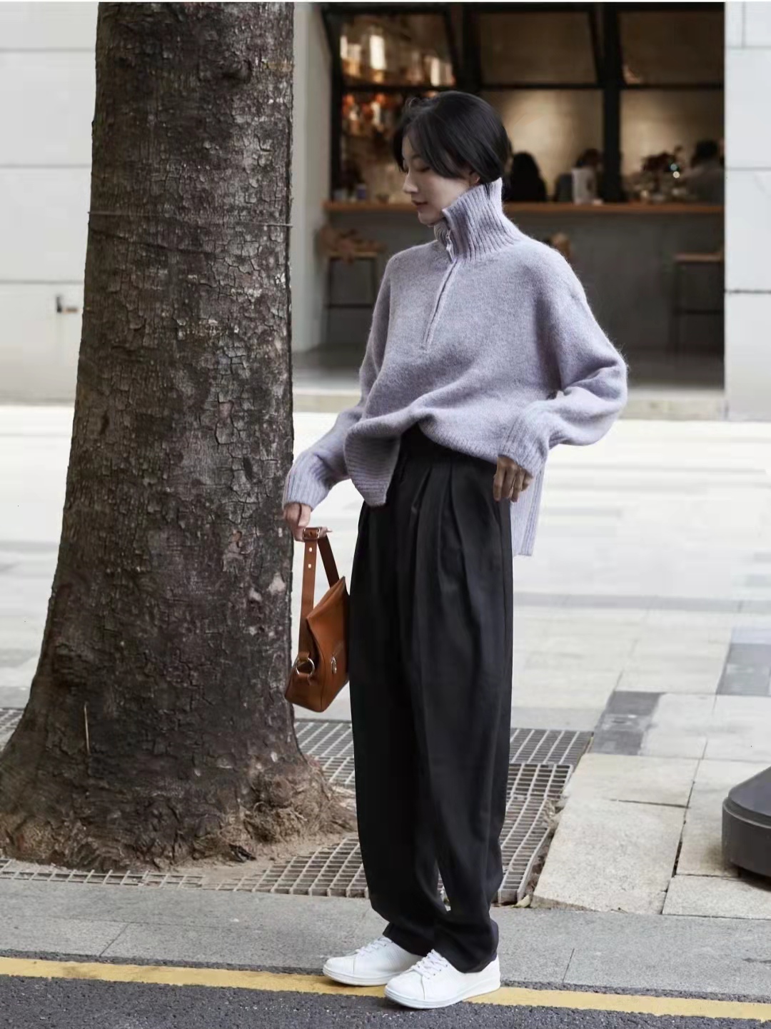 男生冬天灰色裤子配什么,男士冬天灰色上衣搭配什么裤子