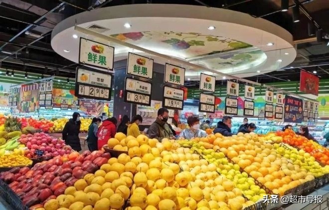 逆风而行无畏无惧,逆风而行抗击台风