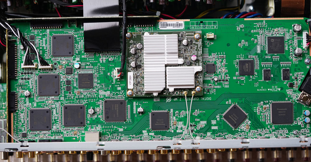 马兰士功放7013视频测试,马兰士sr7013推2.0落地箱