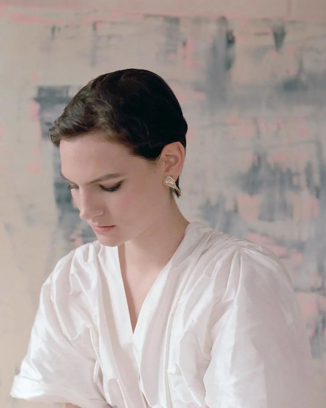 欧阳娜娜同款耳环怎么戴,欧阳娜娜耳环