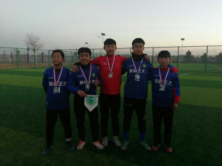 榆林正大中学足球比赛,祝贺足球联赛圆满成功