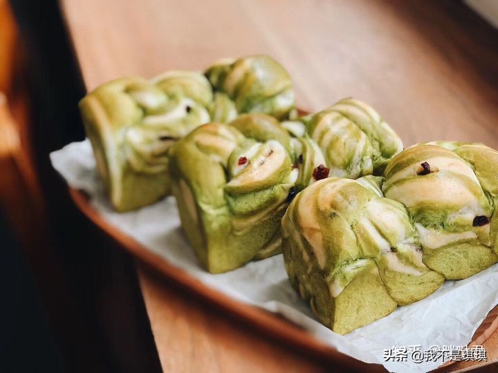 蛋糕店一般一天能卖多少蛋糕,蛋糕店卖不完的甜品怎么处理