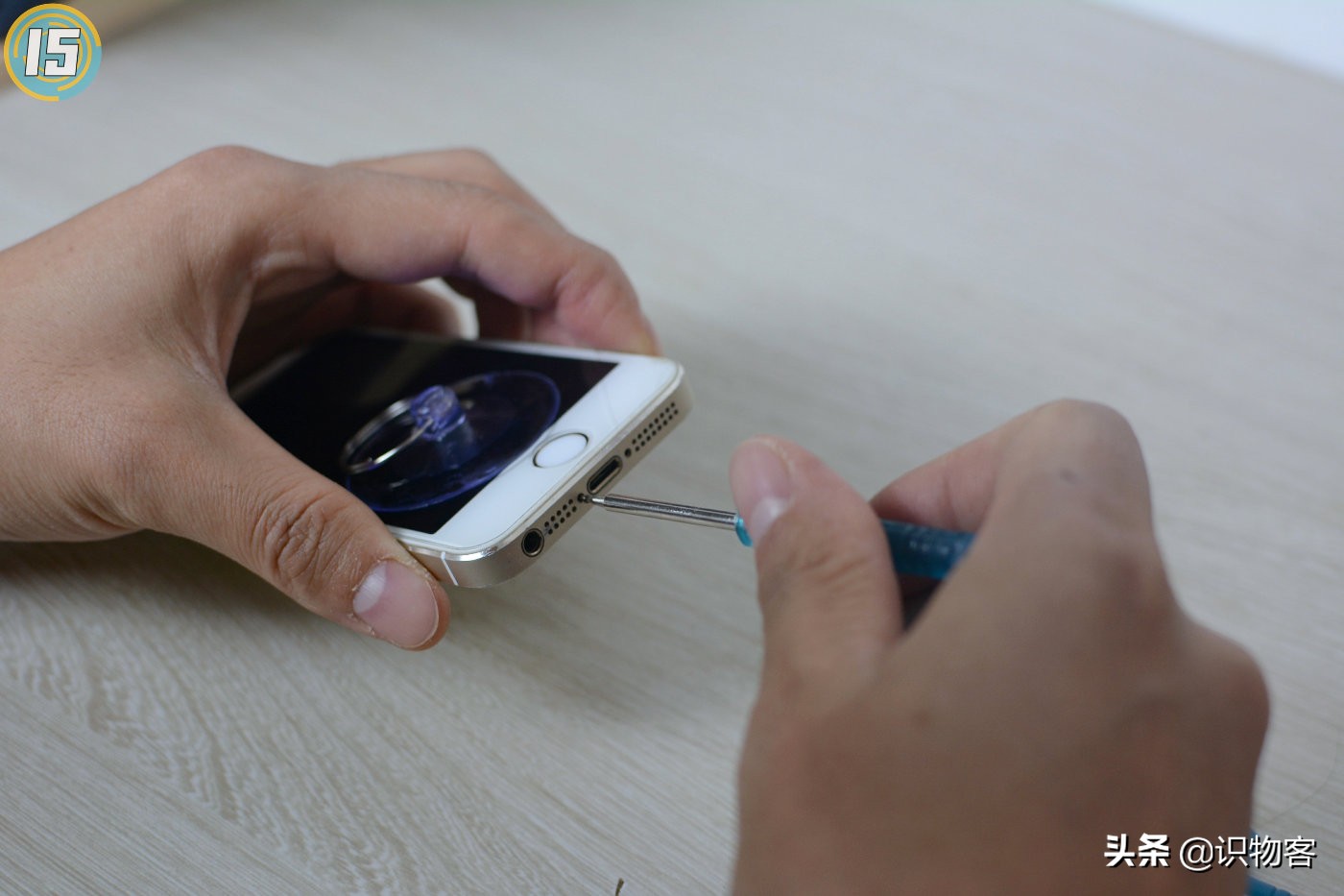 用了五年的iphone5s,用了五年的iphone6s换电池