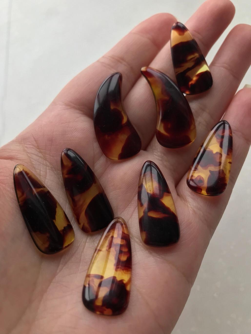 古筝指甲选择,如何选择合适自己的古筝指甲