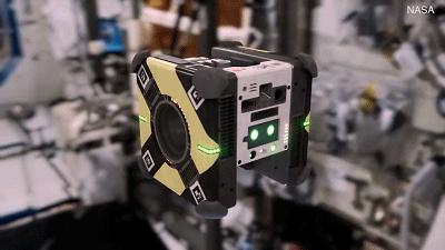 帮助宇航员在太空中生存,帮助宇航员在太空遨游