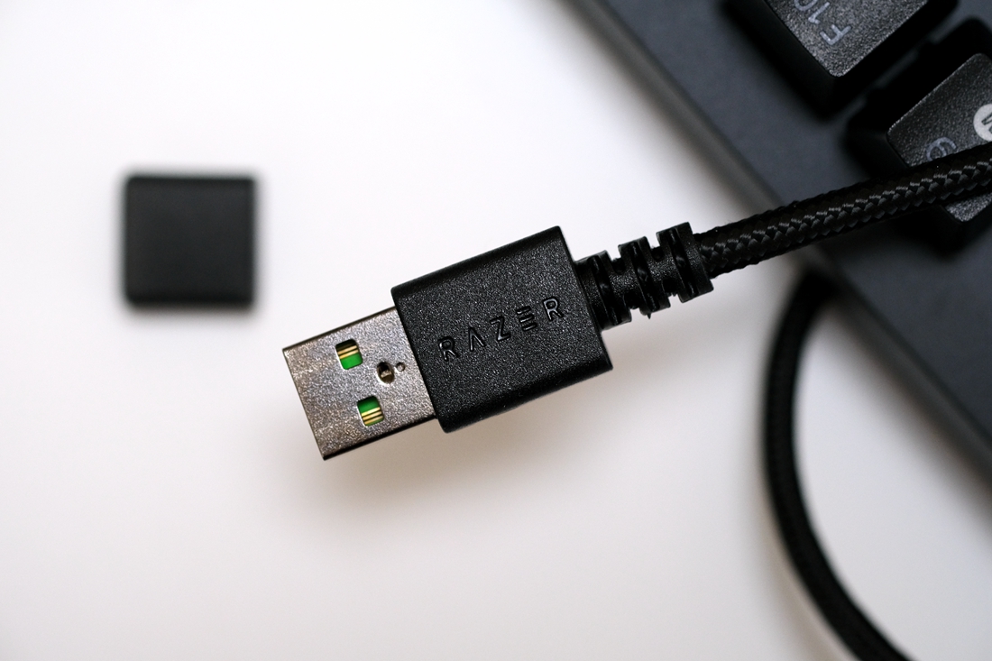 雷蛇黑寡妇蜘蛛v3无线pro机械键盘,雷蛇黑寡妇蜘蛛键盘灯光设置教程