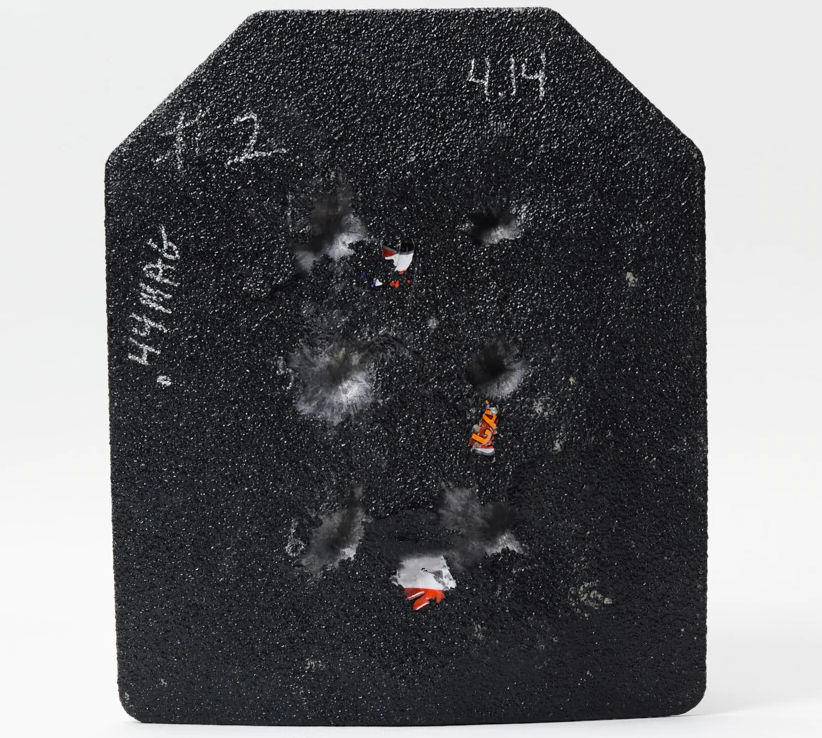 防弹衣怎么防子弹的,防弹衣能抵挡几个子弹