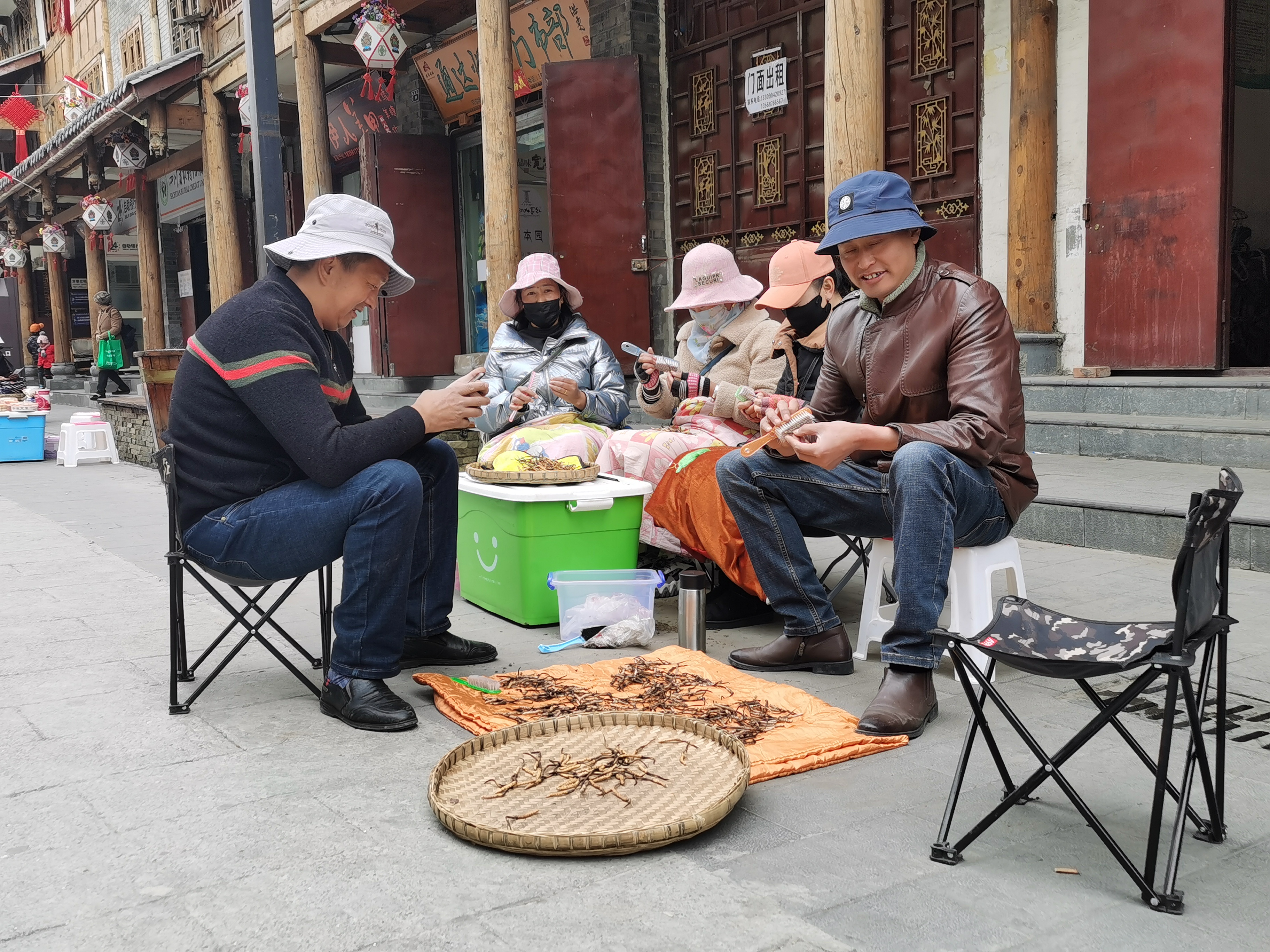逆势上扬乘风破浪再出发,逆势上扬扬帆济沧海