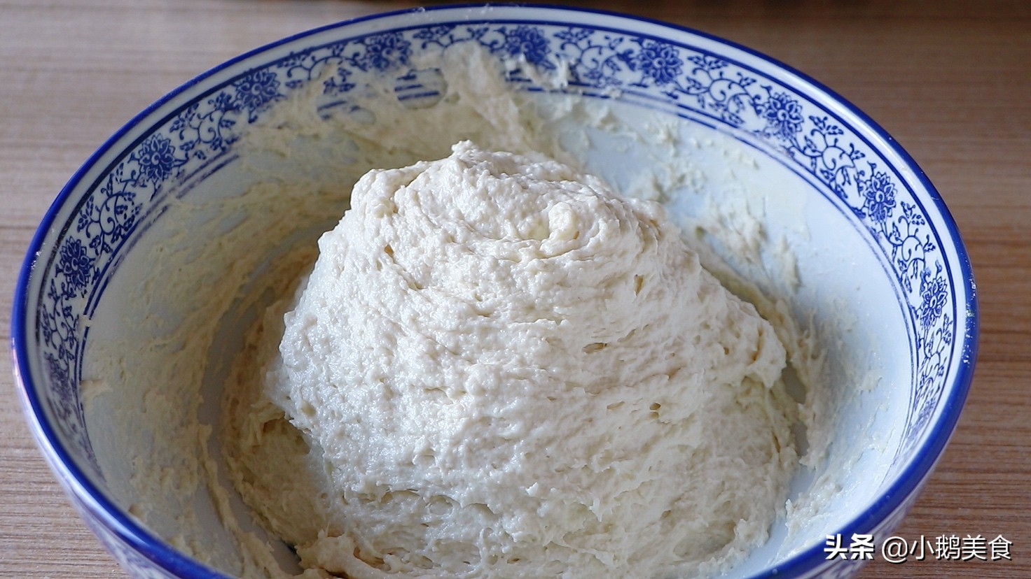 烙饼时多加这一步饼筋道又松软,烙饼又干又硬