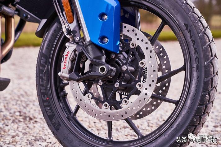 2024凯旋小老虎新车测评,凯旋tiger850sport对比宝马f850gs