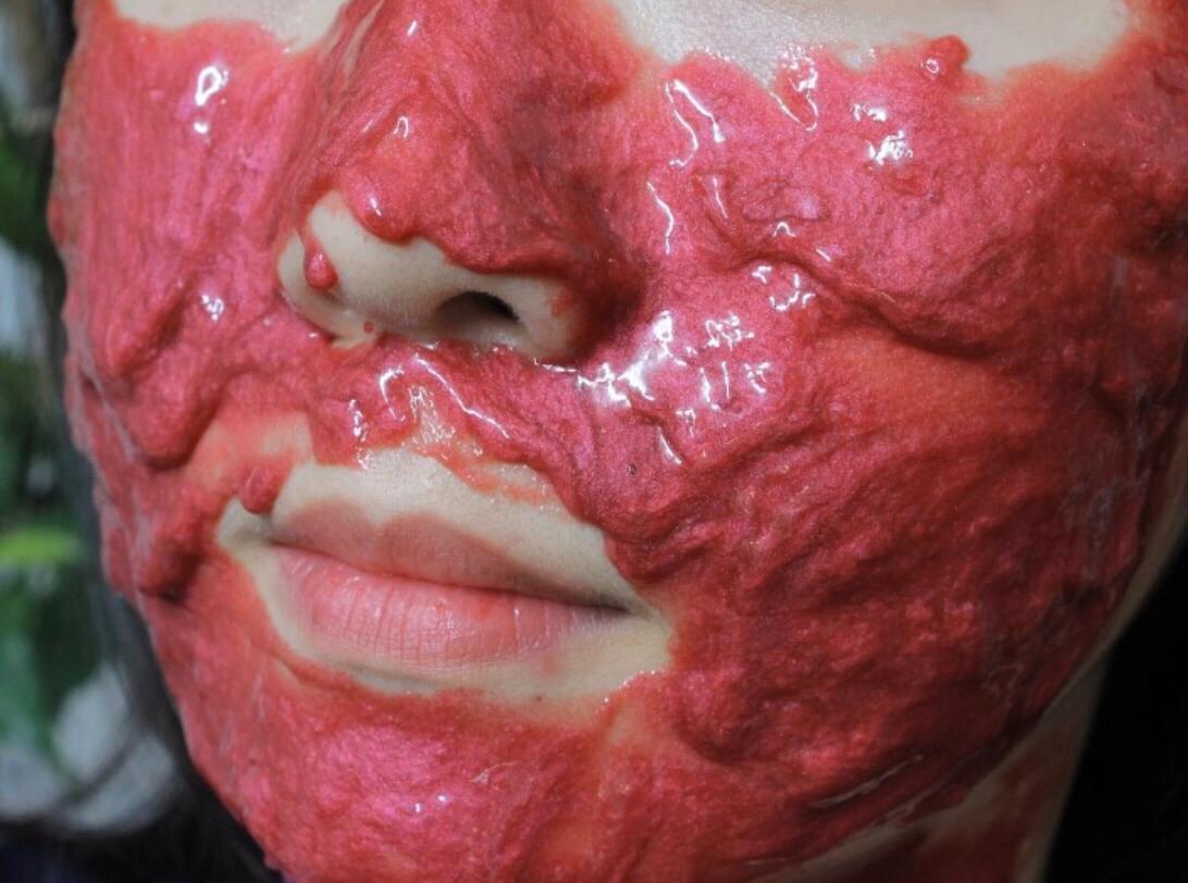 温和不刺激敏感肌可用的补水面膜,使用过后不油腻的面膜