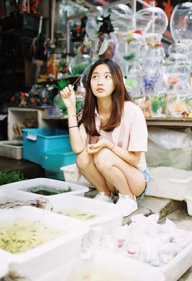 用最简单的东西拍出最美的艺术照,简单小技巧教你拍出超美背影照