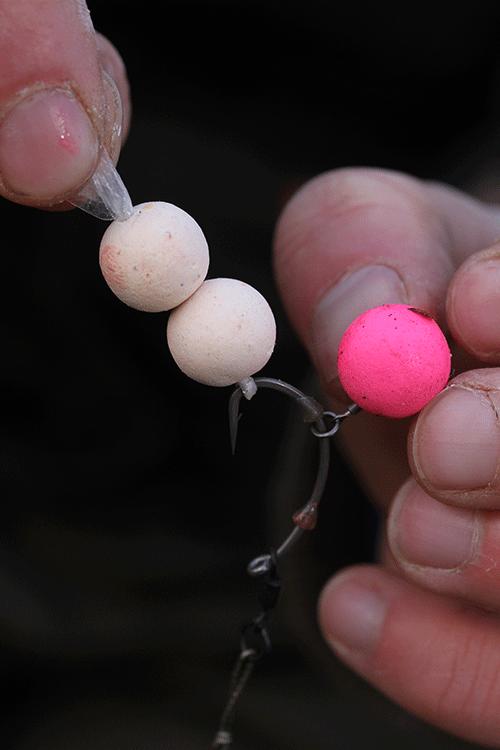 老外钓鱼打窝,老外打窝钓鱼视频大全