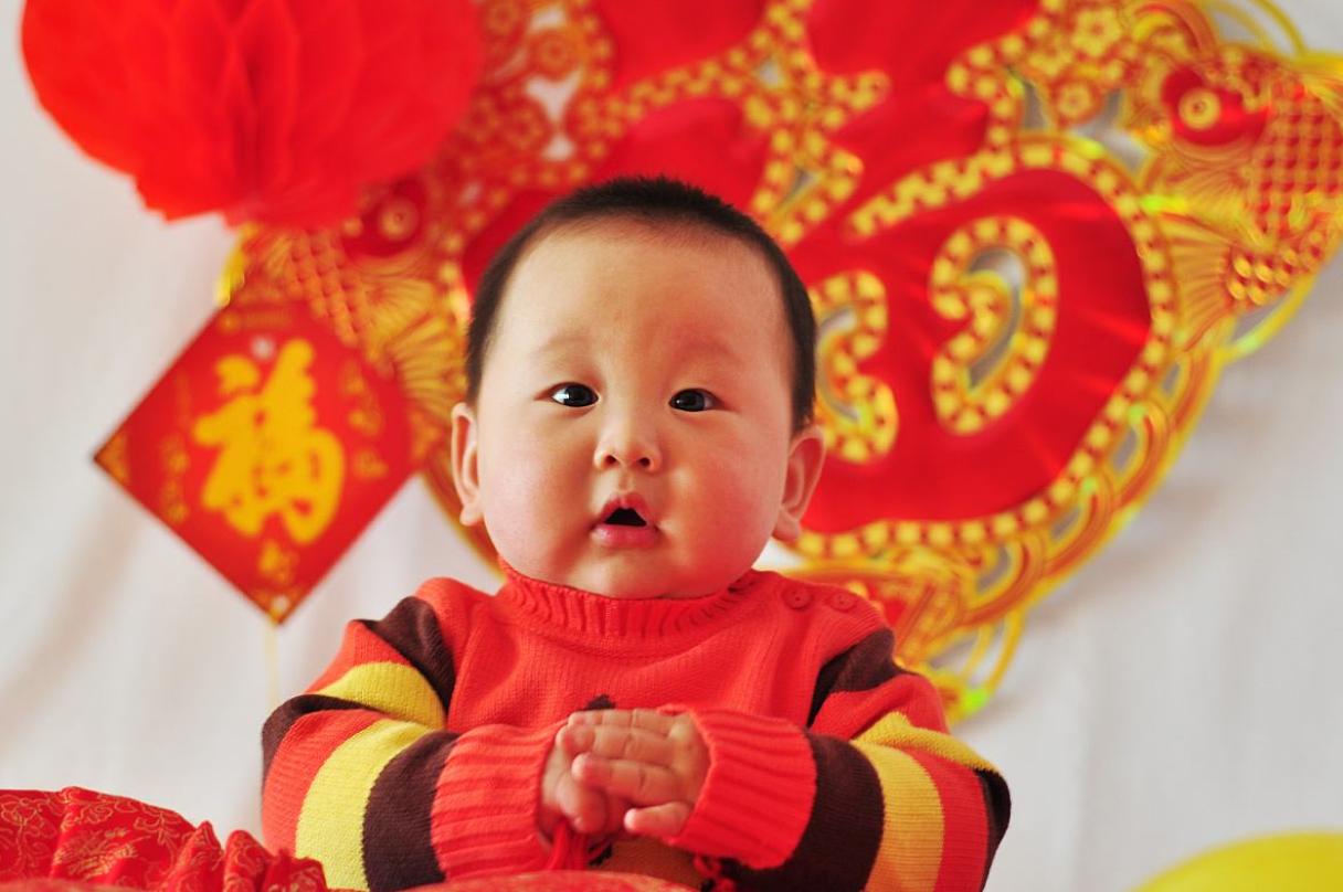 一个月婴儿肚脐鼓出来了怎么办,一个月的婴儿肚脐鼓出来