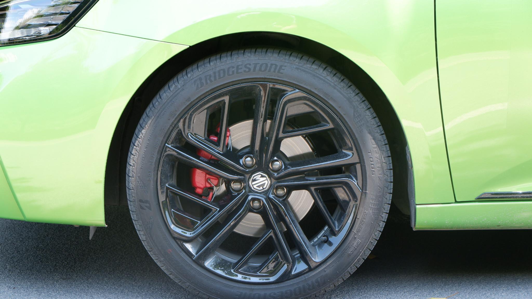 试驾第三代名爵6：思域粉因何动了“凡心”？