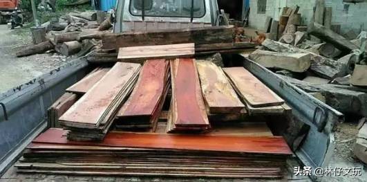 白酸枝和微凹黄檀哪个更像黄花梨,冒充黄花梨的酸枝有哪些