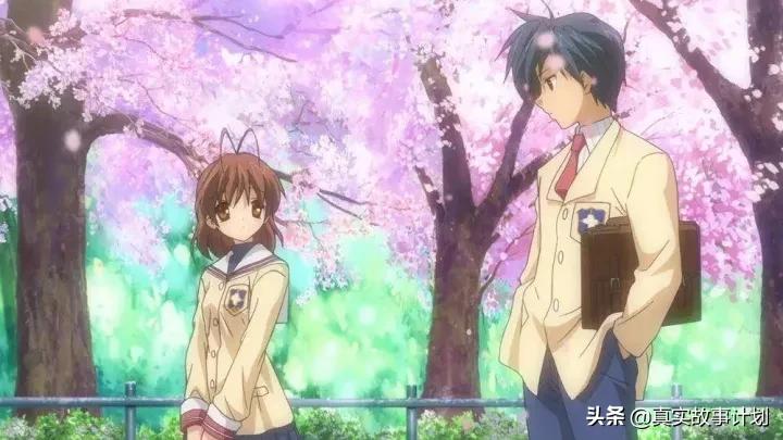 在b站一个月能挣多少钱,在b站1亿年轻人成为同班同学