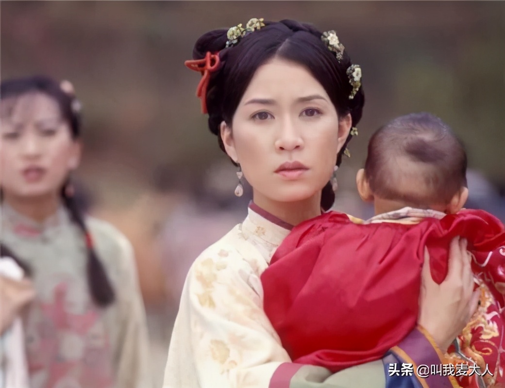 佘诗曼单亲家庭,佘诗曼为什么一直单身