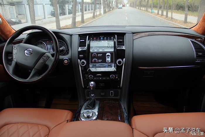 日产途乐5.6一年多少钱的费用,途乐养车网上下单线下还要付钱吗