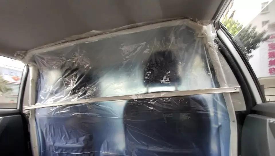 不出门就能越野！1600块的全新吉姆尼不买一台？