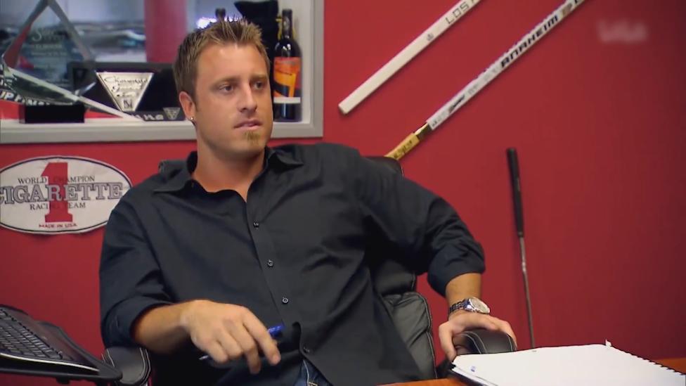 美国亿万富豪的花瓶老婆中英双语,亿万富翁的老婆纪录片