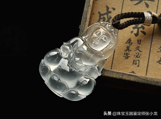 翡翠和玉有什么区别哪一个更好,翡翠和玉有什么区别哪个更好