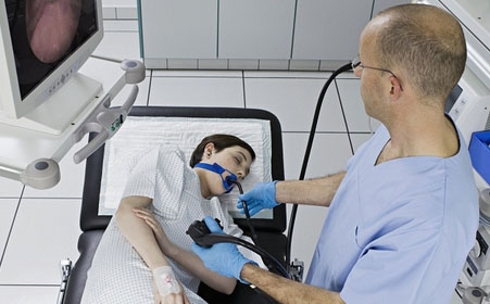 胃溃疡严重还是胃溃烂严重,胃溃疡烂了很严重要切胃吗