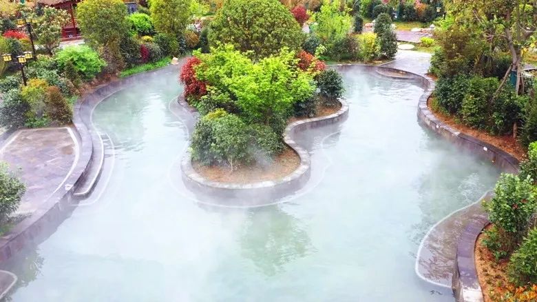 陕西勉县九昱汉水旅游度假区温泉中心开业，县委书记马大勇致词！