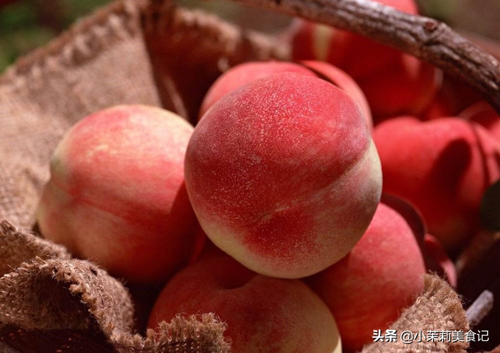 打过激素的果蔬怎么辨别,激素桃子的辨别方法