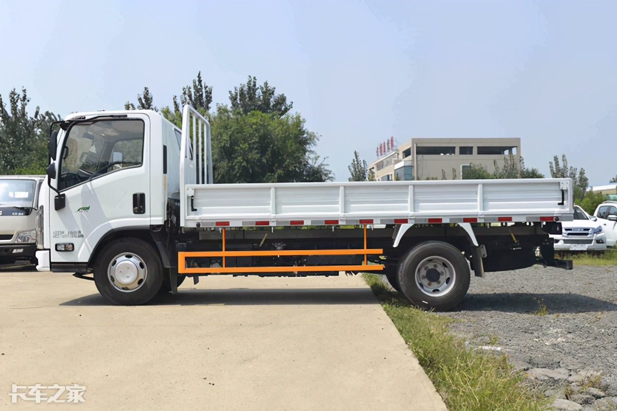 五十铃轻卡国五好还是国六好,庆铃五十铃新能源轻卡最新款