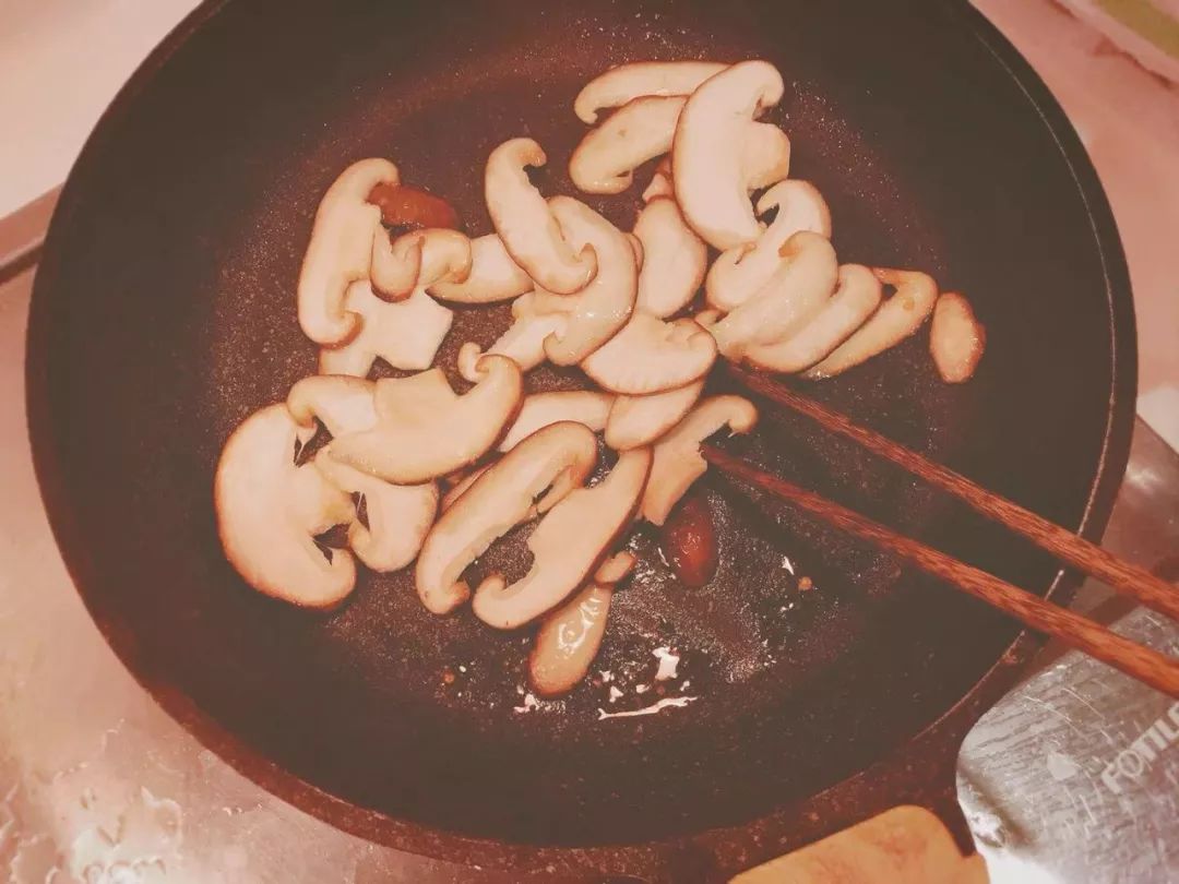 韩国石锅拌饭详细介绍,石锅拌饭4人餐