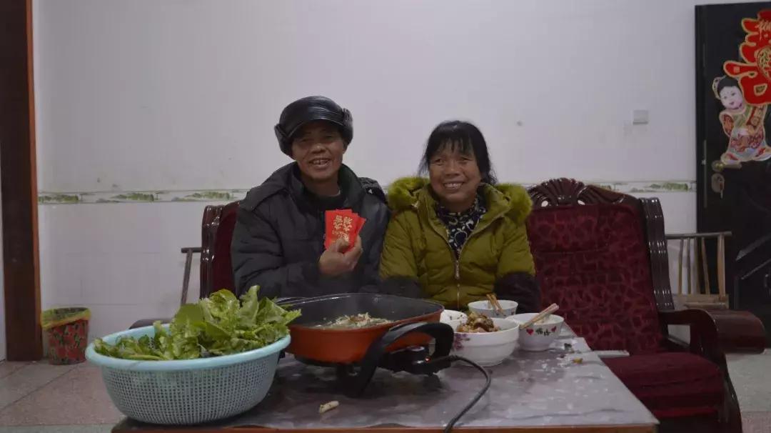 乡镇大妈大叔们是如何互联网化的？|笔记侠调查