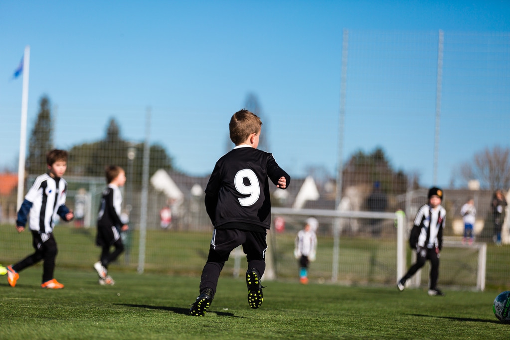 竞彩足球今日分析推荐瑞士西班牙,今日葡超吉马良斯竞彩推荐