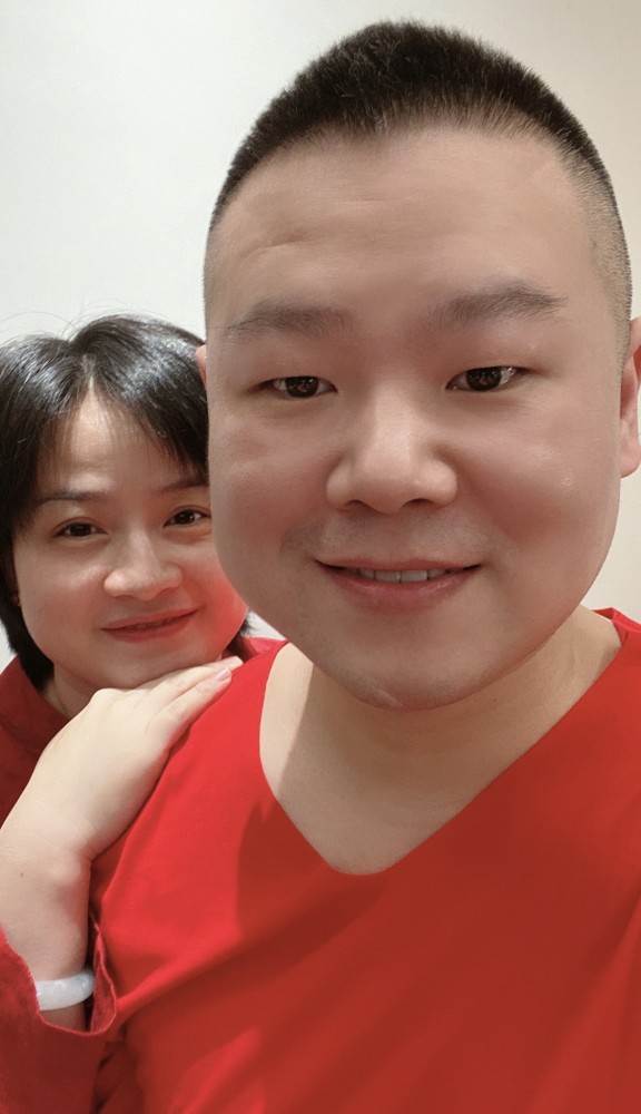 著名博士导演调侃岳云鹏：只有初中文化，只会耍嘴皮子炒作