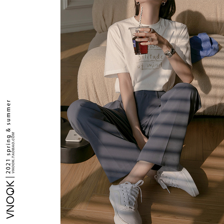 适合二十岁女生的轻奢品牌,适合年轻人的轻奢品牌