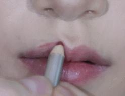 晚上睡觉化妆的正确步骤顺序,不卡粉不脱妆的正确化妆顺序