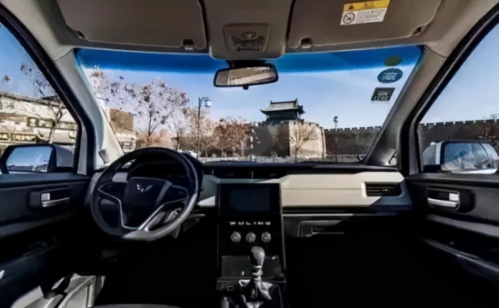 瑞风m3和五菱宏光v哪个好,瑞风m3五菱宏光plus很纠结买哪个